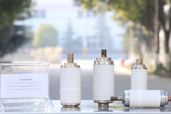 真空開(kāi)關(guān)管接觸點(diǎn)一般采用什么材質(zhì)？